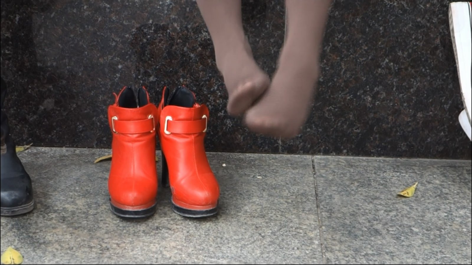 streetsnapdangl[00 01 40][20181129 222107 8]